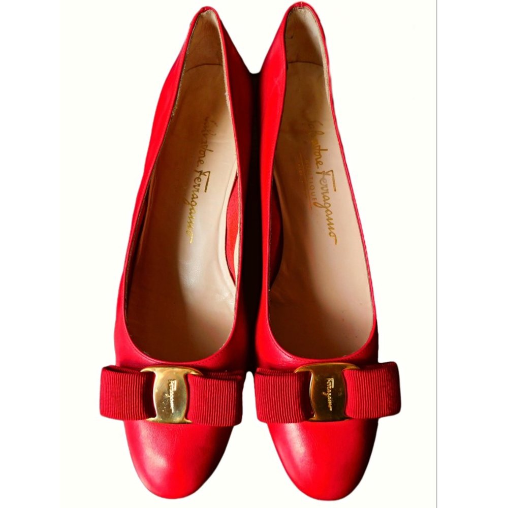 Salvatore Ferragamo | Red Vara Pumps~9.5